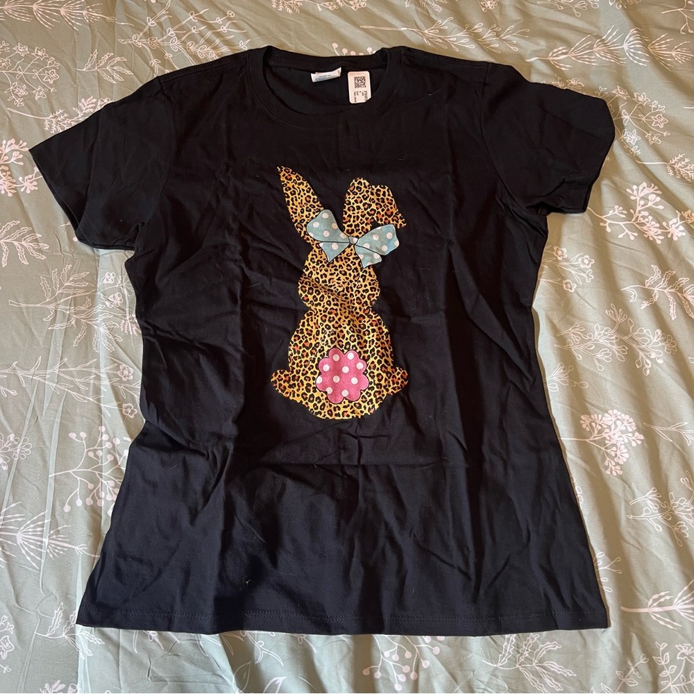 Black Short Sleeve Tee with Graphic Rabbit Design